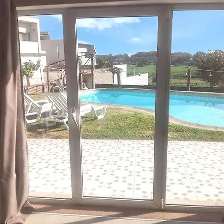 Vakantiehuis Charming House In With Shared Pool *