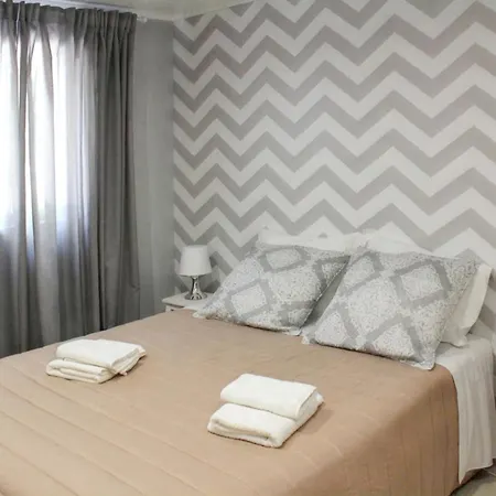 Charming House In With Shared Pool Dom wakacyjny Requiao