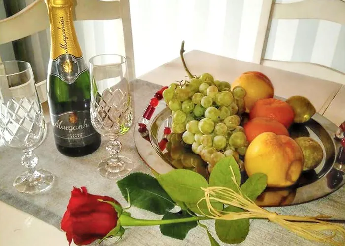 Σπίτι διακοπών Charming House In With Shared Pool