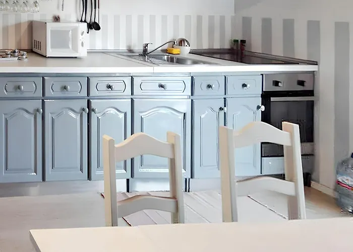 Charming House In With Shared Pool Σπίτι διακοπών *