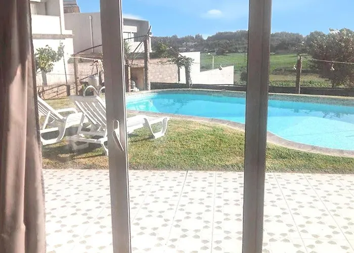 Σπίτι διακοπών Charming House In With Shared Pool *